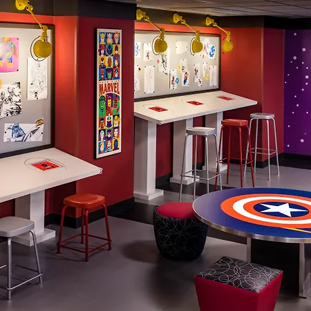 New York - The Art Of Marvel Chessy (Seine-et-Marne)