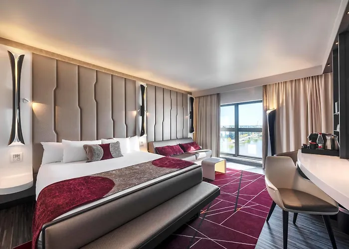 Hotel New York - The Art Of Marvel Chessy (Seine-et-Marne)