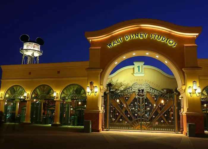 New York - The Art Of Marvel Hotel