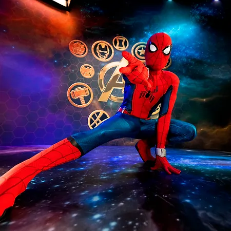 New York - The Art Of Marvel Hotel Chessy (Seine-et-Marne)